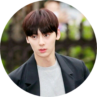 황민현 image