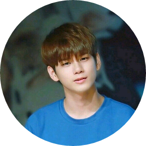 옹성우 image