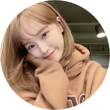 김채원 image