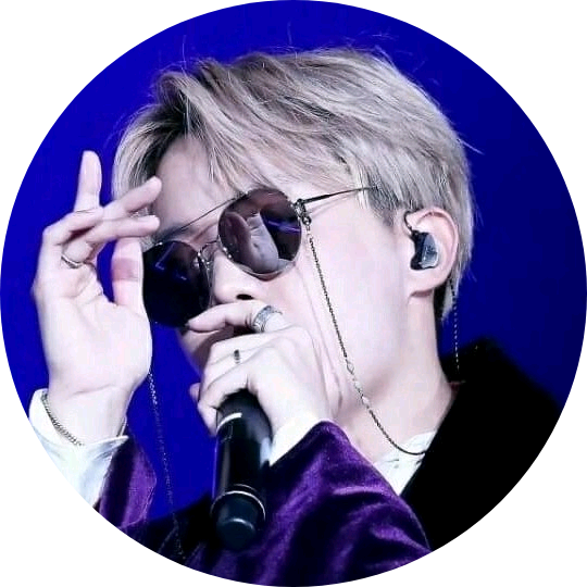 정호석 image