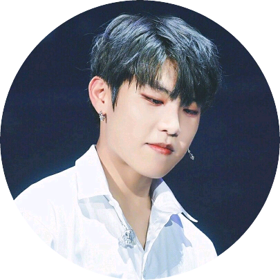 우진 image
