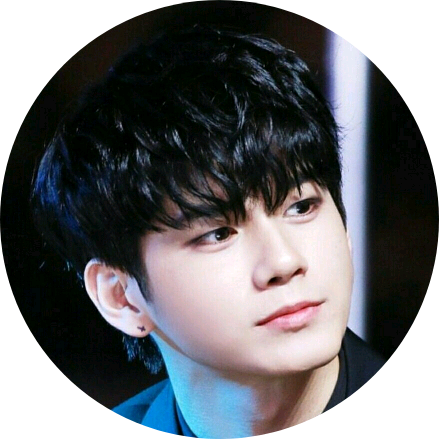 옹성우 image