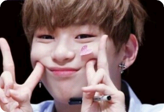 나의겐3명의남사친이있다. .,




성우.다니엘.우진 thumbnail