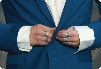 Este es Park Jimin, el robot del maestro. thumbnail