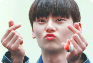 11명의 동생들중 1명과 thumbnail