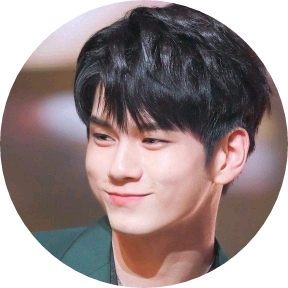 옹성우 image