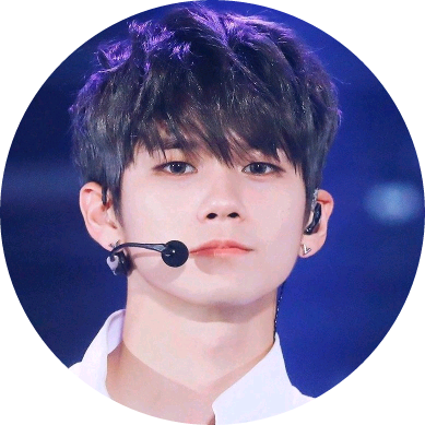 옹성우 image