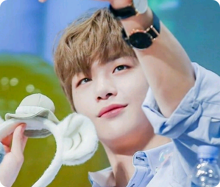 Kang Daniel is ❤ thumbnail