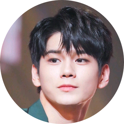 옹성우 image