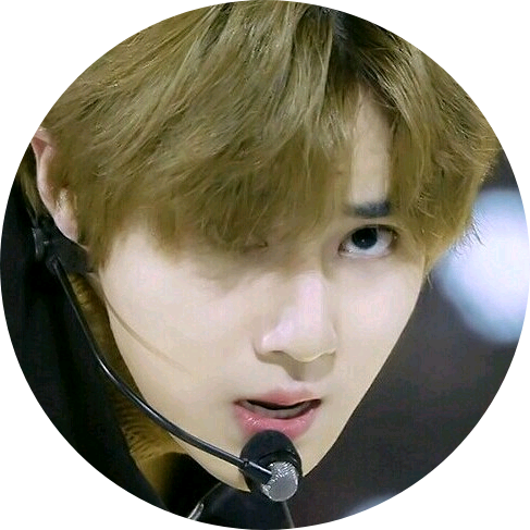 김준면 image