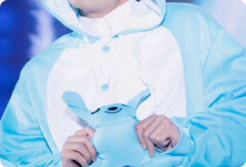 방탄소년단 thumbnail