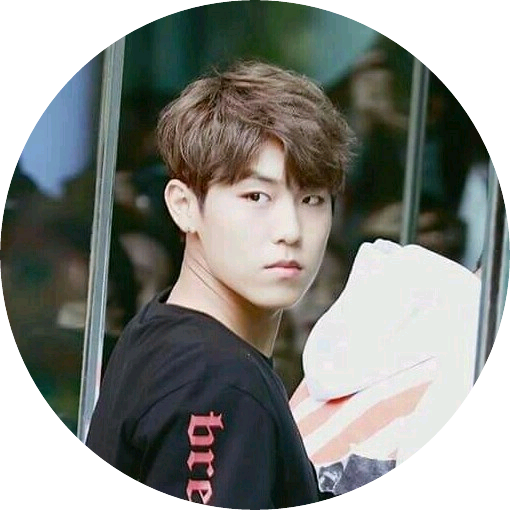 박우진 image