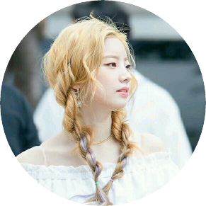 할리 [김다현] image