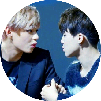 지민,태형  image