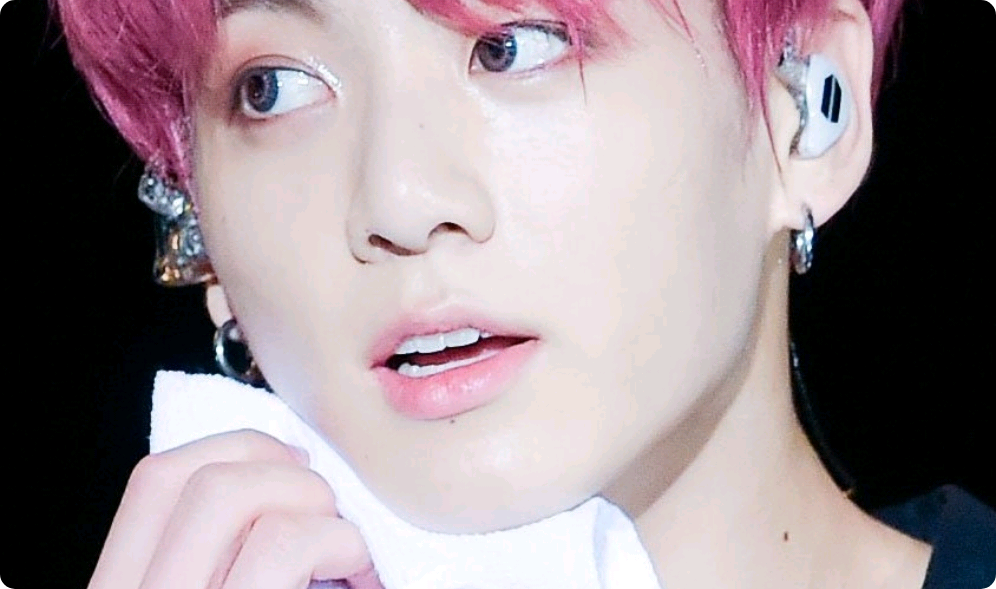 처음보는 사람한테 반인반수인거 들켰어요!! thumbnail