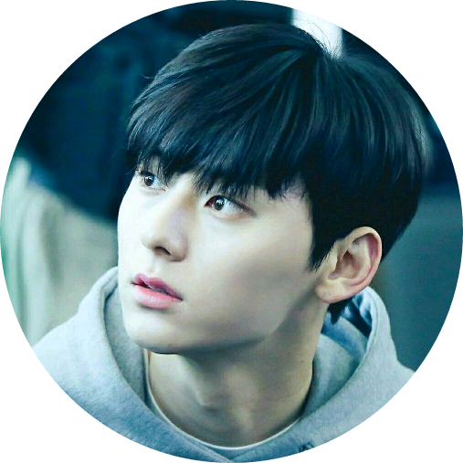 황민현 image