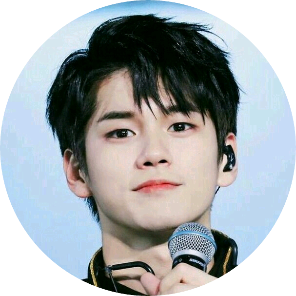 옹성우 image