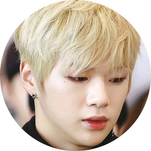 강다니엘 image