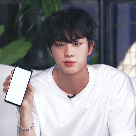 김석진 image