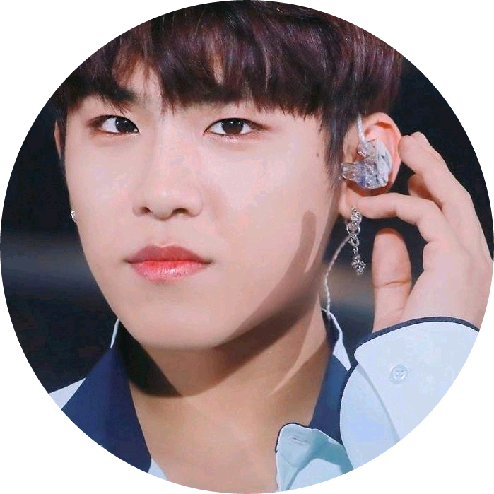 우진 image