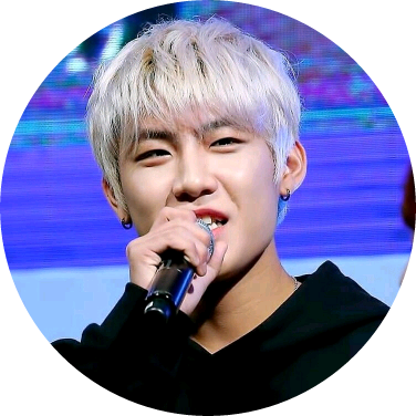 박우진 image