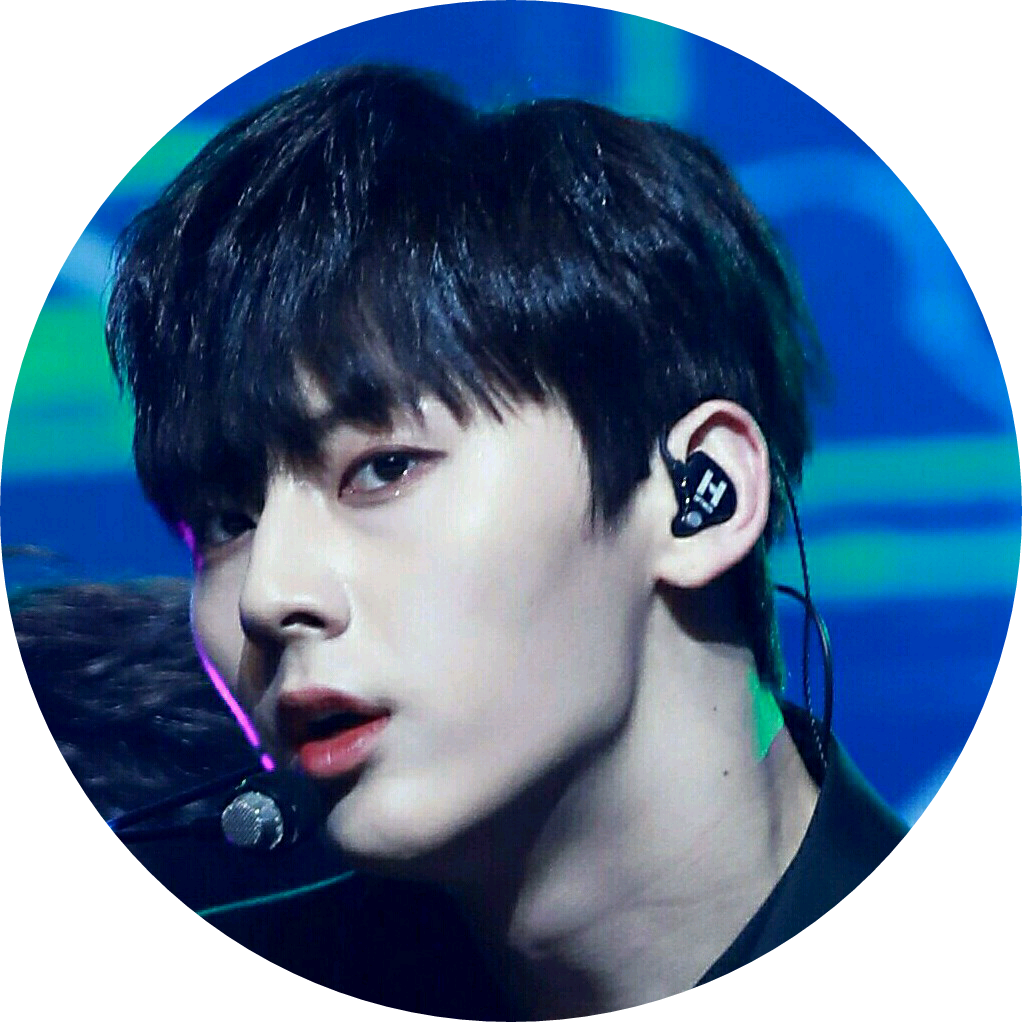 황민현 image