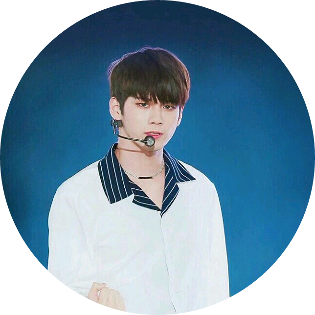 옹성우 image