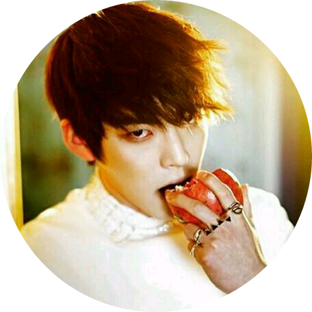 김우빈 image