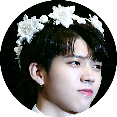 대학교 교수님 image