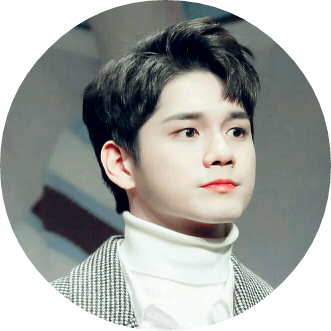 옹성우 image