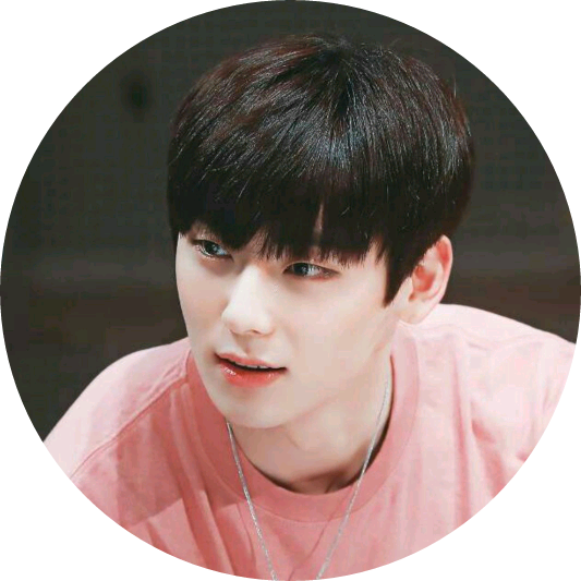 황민현 image