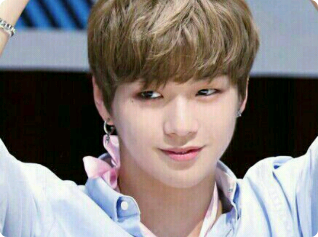 Me gustan Daniel, Park Ji-hoon y Ong Seong-wu de Wanna One. Me gustan todos los demás miembros tambi thumbnail