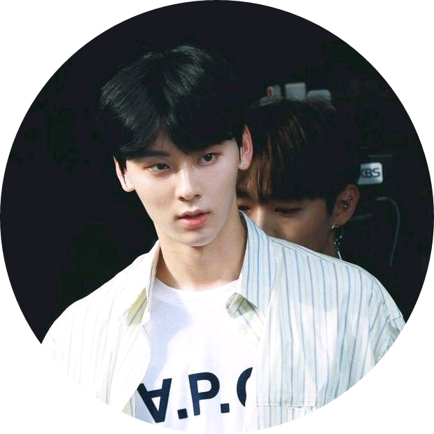 민현 image