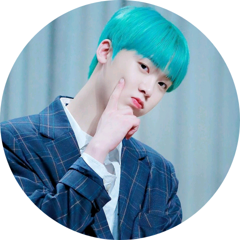윤산하 image