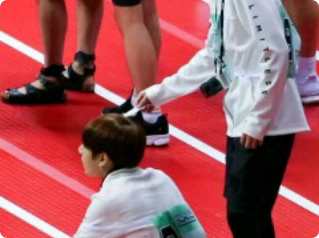 정국이는 지민이를... thumbnail