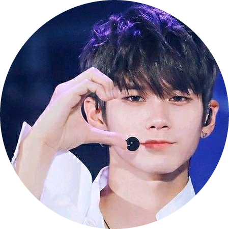 옹성우 image