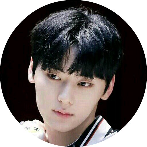 황민현 image