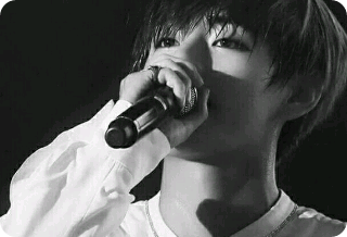 Putting on makeup... thumbnail