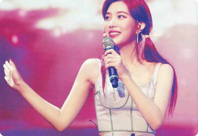 她太爱撒谎了。 thumbnail