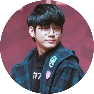 옹성우 image