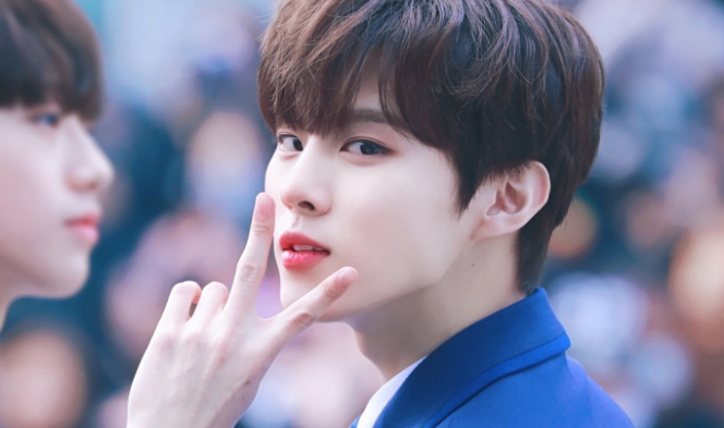 합숙집 까칠한 놈 thumbnail