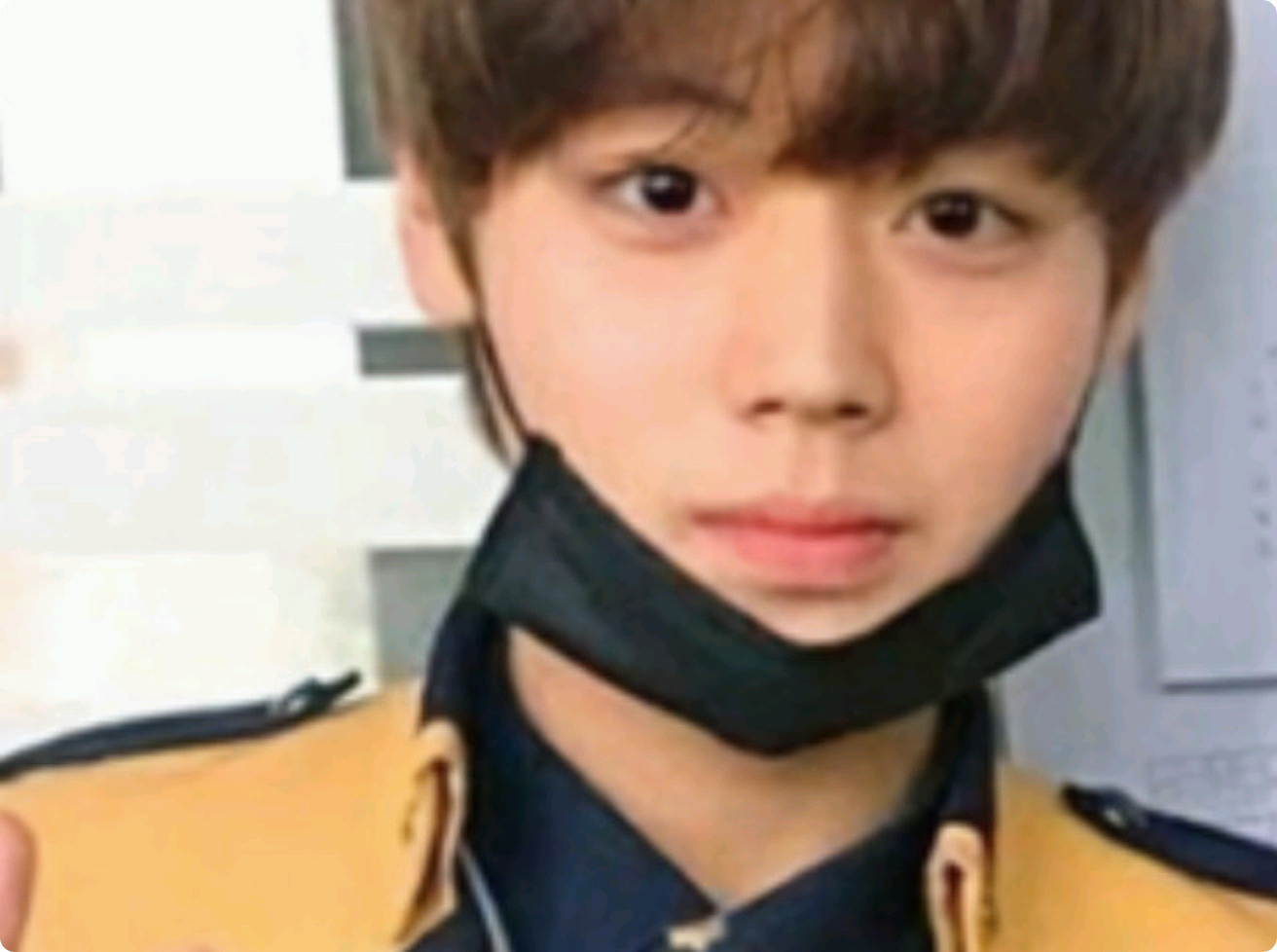 이상한반 thumbnail