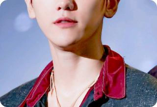 백총 8명한테 예쁨받는 백현이 thumbnail