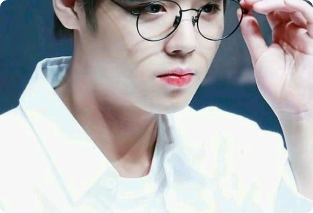 오피셜 훈 thumbnail