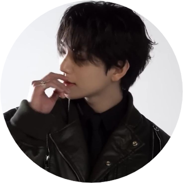 홍지수(뱀파이어) image