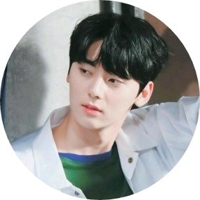 황민현 image
