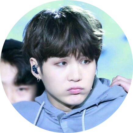 어린 민윤기 image