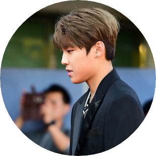 우진 image