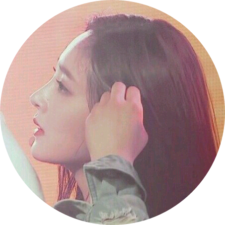 서나경 image