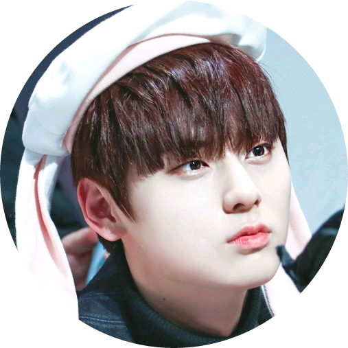 황민현 image
